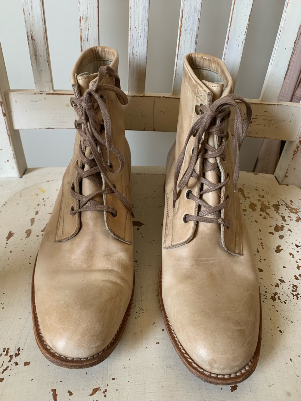 n.d.c. Beige Leather Lace-Up Ankle Boots Size 9